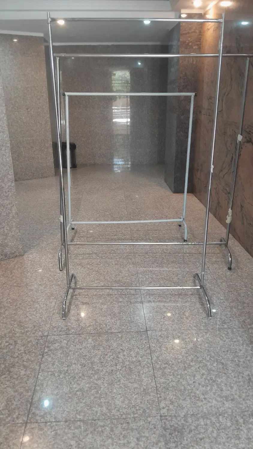 سه عدد جالباسی در حد نو|بندرخت و رخت‌آویز|تهران, زعفرانیه|دیوار