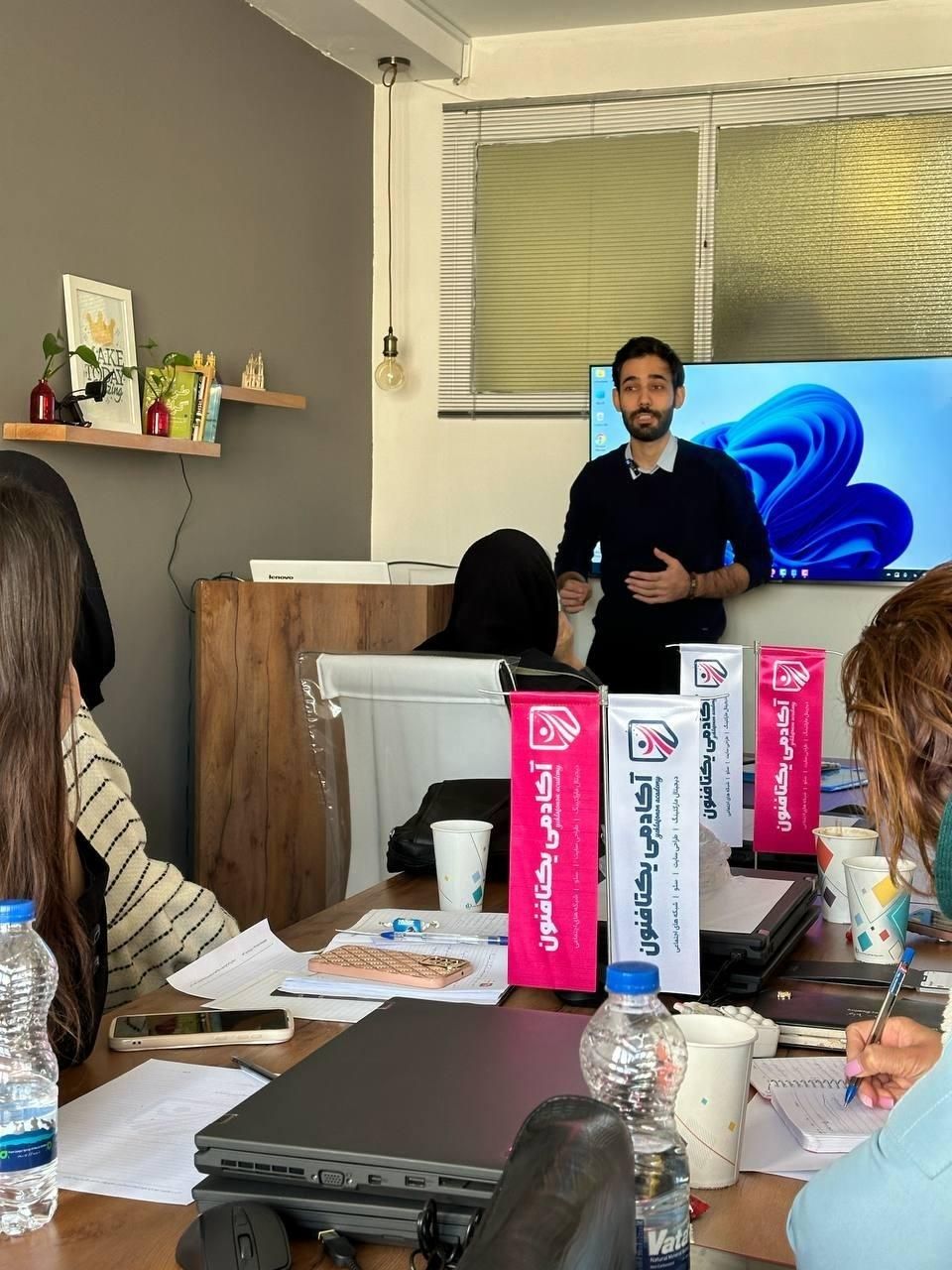 دوره آموزش حضوری ادمین روبیکا و اینستاگرام|خدمات آموزشی|شهریار, شهرک وائین|دیوار