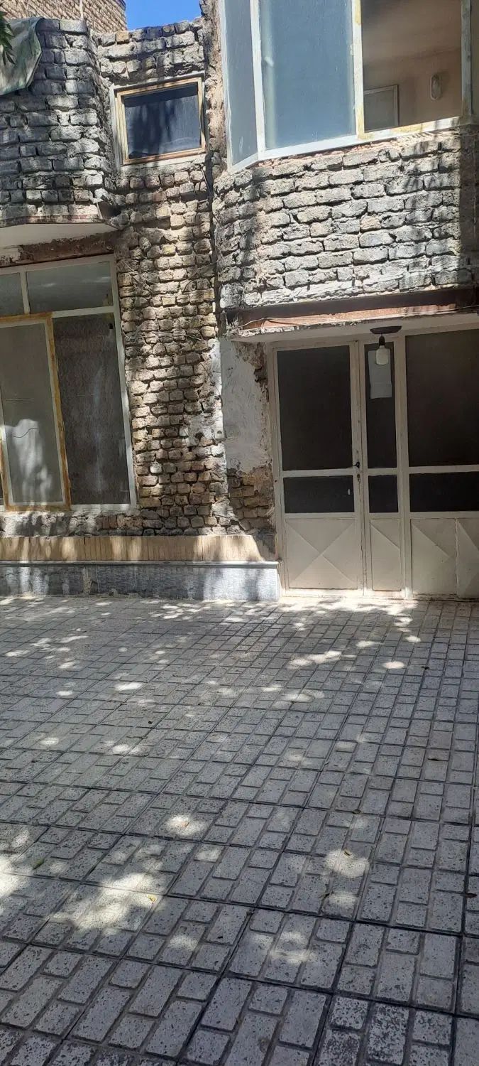 منزل ویلایی یک طبقه دربست یک خواب|اجارهٔ خانه و ویلا|مشهد, کارگران|دیوار
