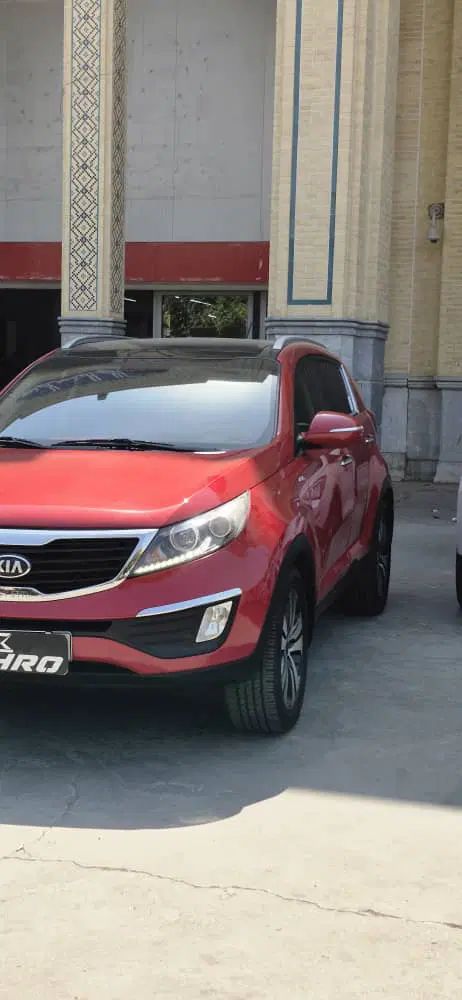 کیا اسپورتیج 2400cc، مدل ۲۰۱۳|خودرو سواری و وانت|اصفهان, تخت فولاد|دیوار