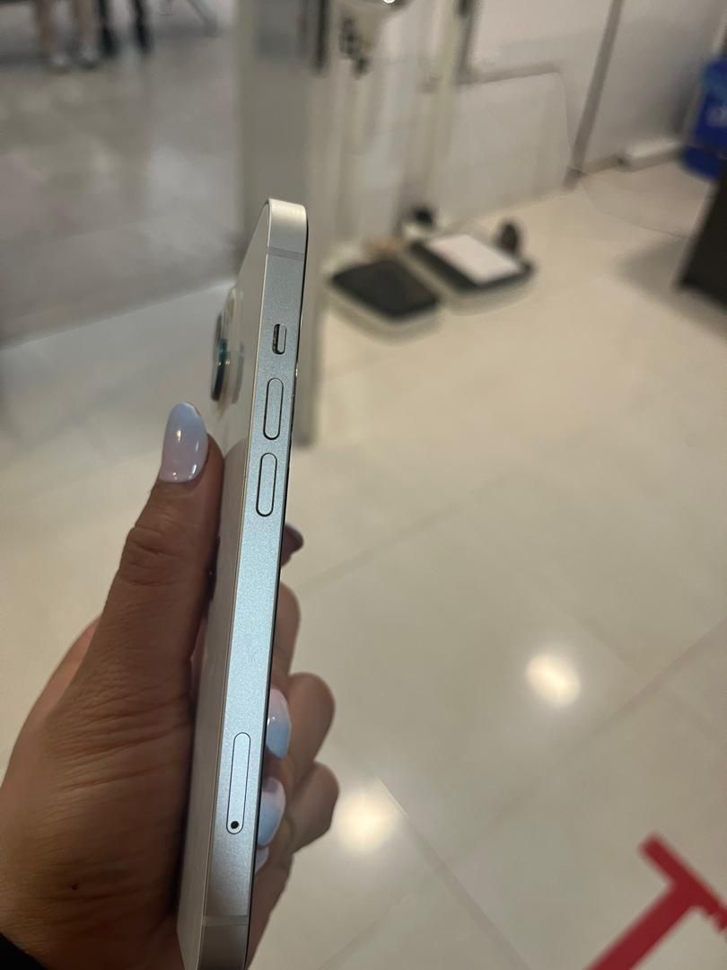 آیفون 13 نرمال حافظه128GB  رنگ سفید باتری86 درصد|موبایل|رودهن, |دیوار