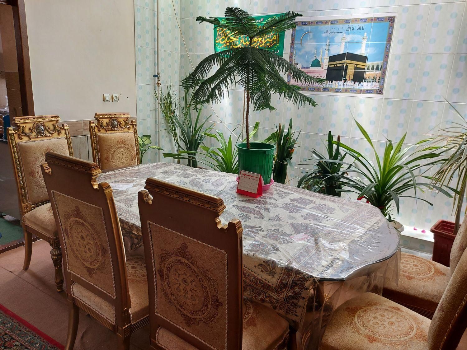 میز نهارخوری ۱۰ نفره|میز و صندلی غذاخوری|لنجان, |دیوار