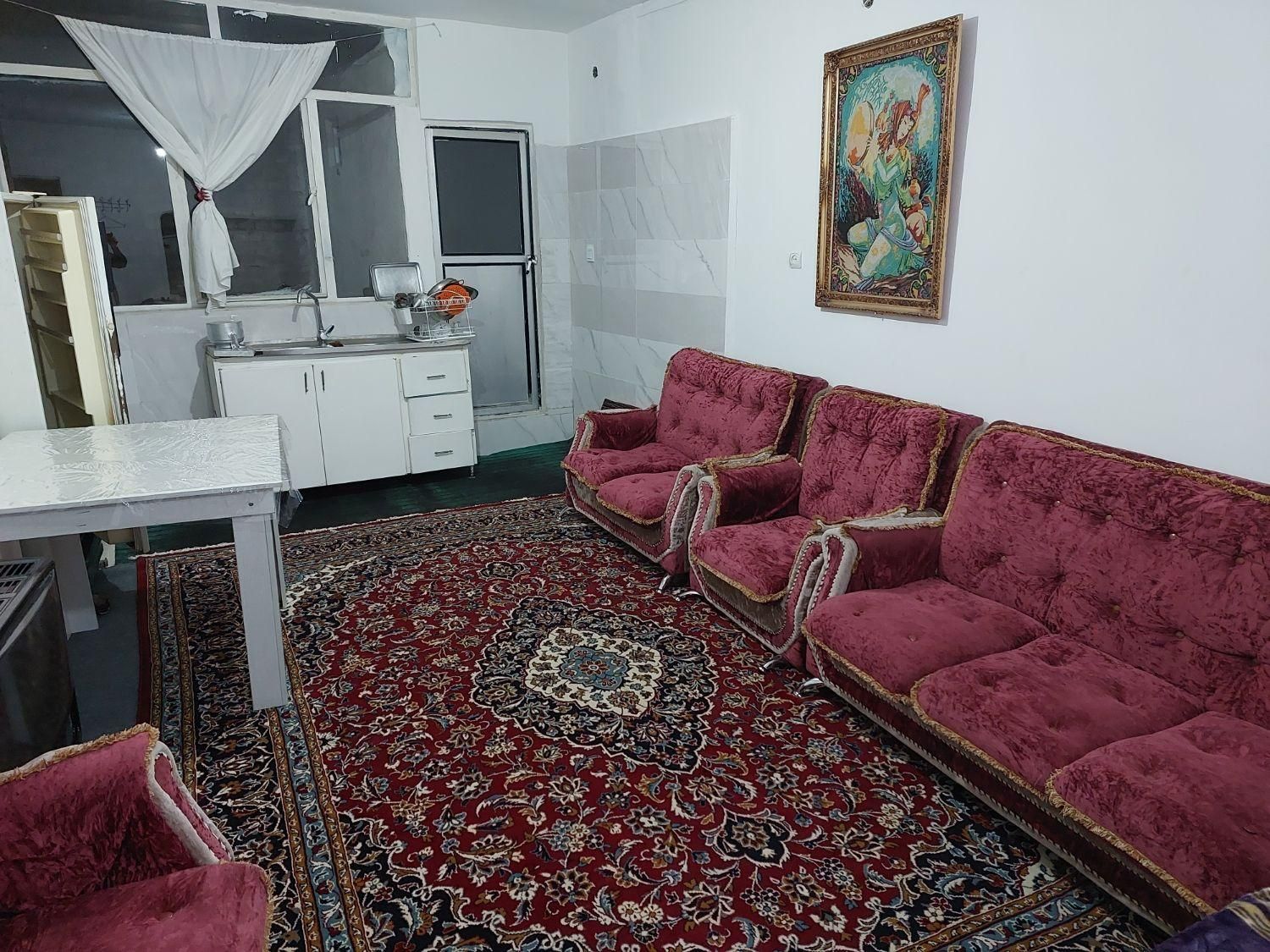 اجاره روزانه/هفتگی/ماهانه/سوئیت وآپارتمان داخل شهر|اجارهٔ کوتاه‌مدت آپارتمان و سوئیت|قزوین, |دیوار