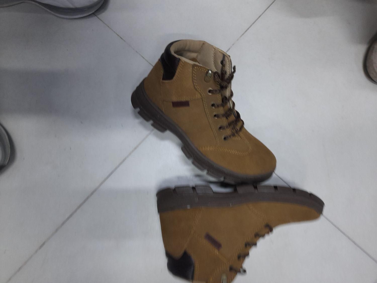 کوهنوردی مردانه نسیم|کیف، کفش، کمربند|نیشابور, فردوسی جنوبی|دیوار