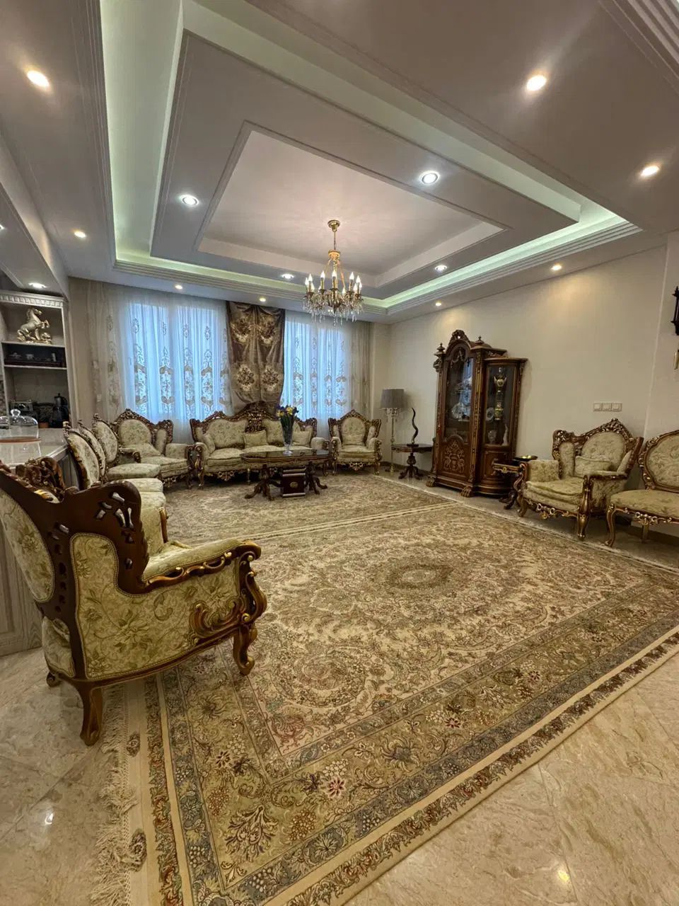 دروس آپارتمان ۱۸۵ متر ۳ خواب / تک واحدی/نور دو جهت|فروش آپارتمان|تهران, دروس|دیوار