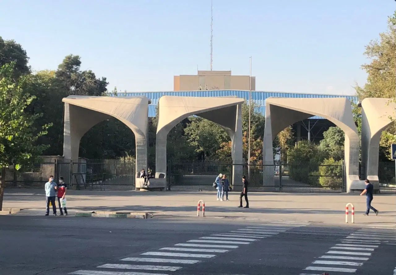 1600 متر کلنگی بر انقلاب دانشگاه (معاوضه)|فروش زمین و ملک کلنگی|تهران, فلسطین (میدان انقلاب)|دیوار