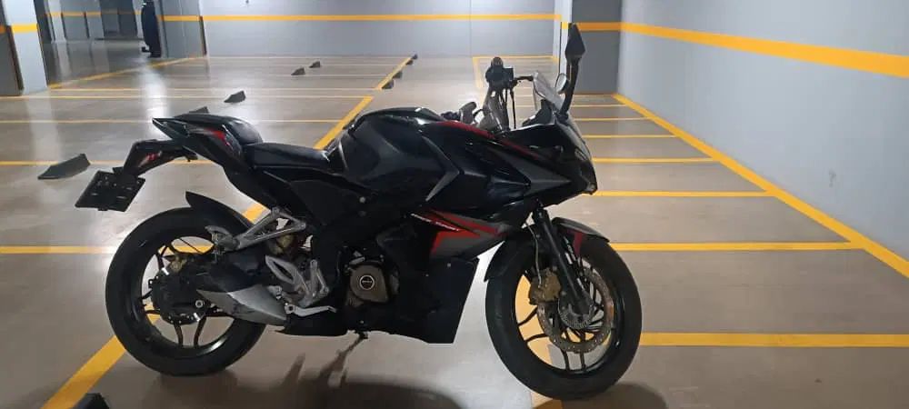 rs200|موتورسیکلت|تهران, شمیران‌نو|دیوار