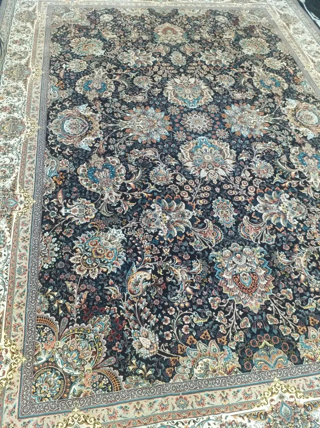 فرش ۹ متری در حد نو طرح یاشار سرمه ای ۱۰۰۰شانه|فرش|ازنا, |دیوار