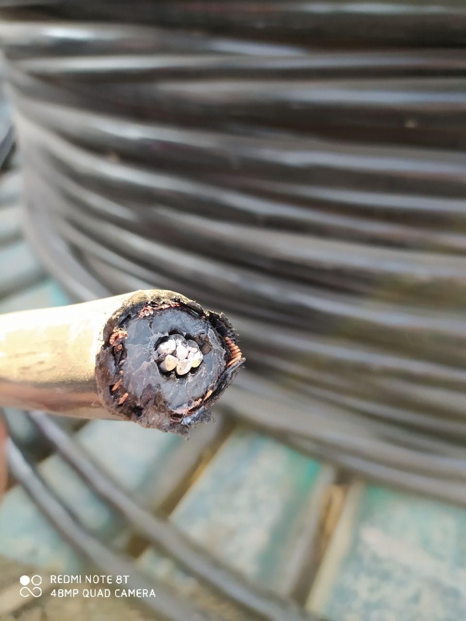 کابل برق دریایی لاستیکی جوشکاری ضد اسید و روغن|ماشینآلات صنعتی|بندر کنگان, |دیوار