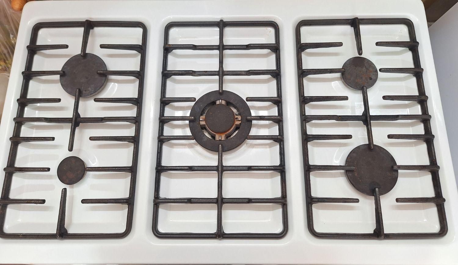 اجاق گاز ۵شعله فردار سینجر رنگ سفید|اجاق گاز و لوازم برقی پختوپز|لاهیجان, گلستان|دیوار