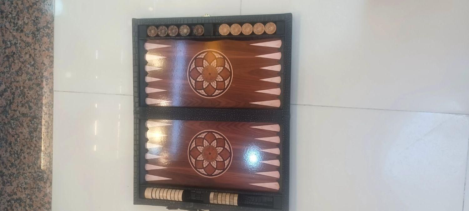 تخته نردبامهره چوبی کادویی کیف چرم سامسونت|اسباب‌‌بازی|اصفهان, شهرک میلاد|دیوار