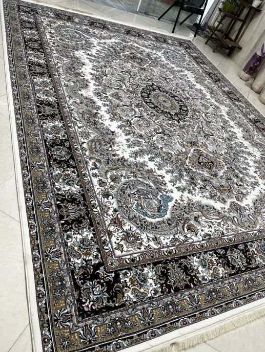 ۲ تخته فرش آکبند ۷۰۰ شانه زیر قیمت همه‌جا|فرش|مشهد, ایثارگران|دیوار