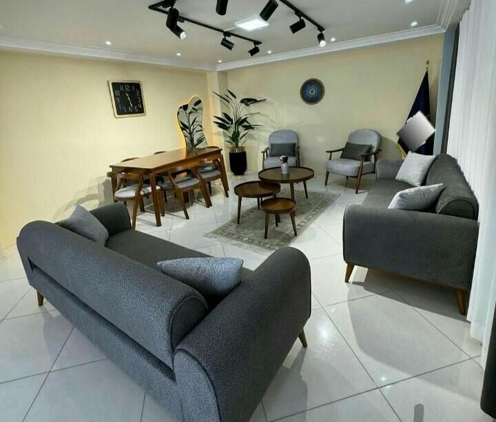 مینیمال دسته عصایی ملکه|مبلمان خانگی و میز عسلی|مشهد, شهرک رازی (شهرک غرب)|دیوار