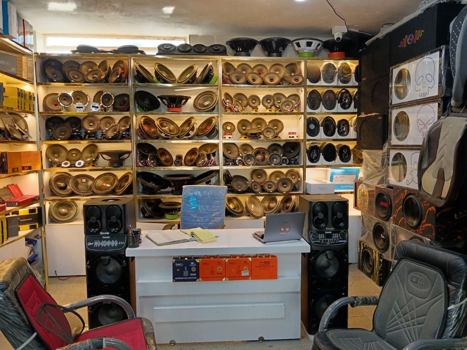 شیشه دودیC جی پی اسF روکش.صندلی Nسیستم صوتی|قطعات یدکی و لوازم جانبی|اصفهان, هفتون|دیوار