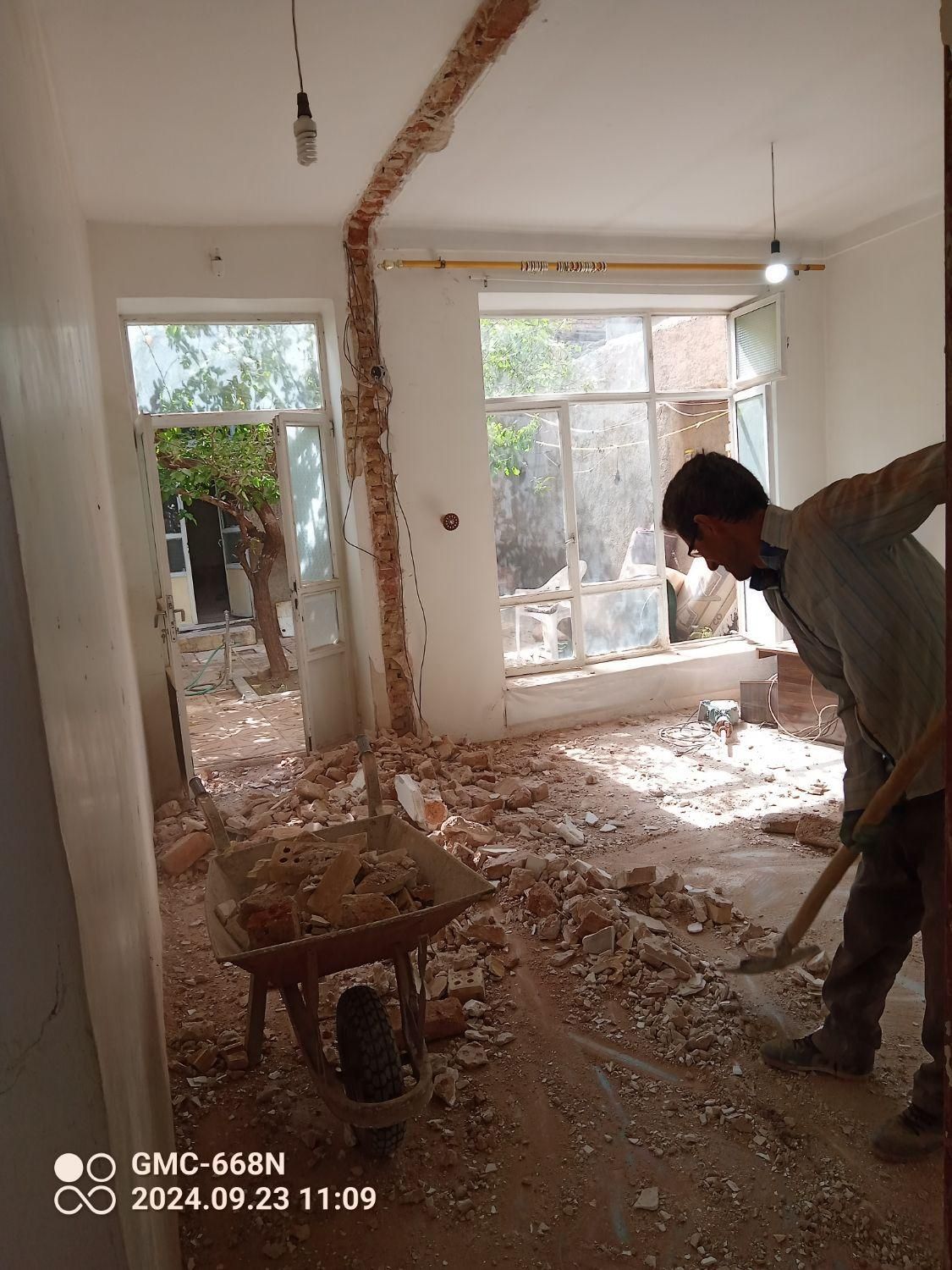 تخریب ساختمان تغیرات ساختمان صفر تا صد|خدمات پیشه و مهارت|تبریز, |دیوار