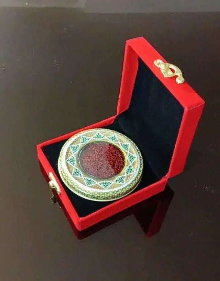 زعفران کادویی با بسته بندی زیبا و متفاوت|خوردنی و آشامیدنی|اصفهان, بهارستان|دیوار