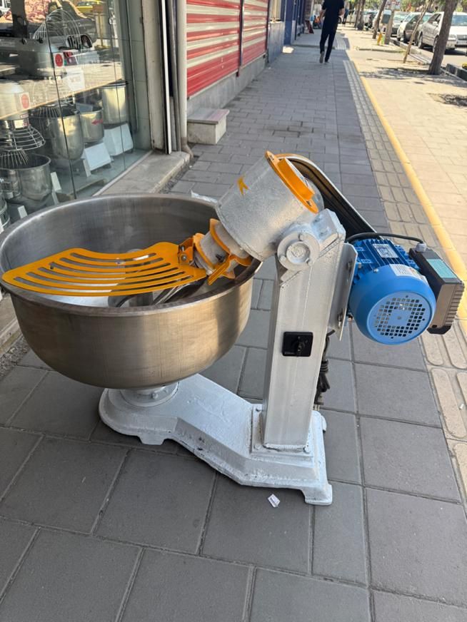 خمیرگیر ۹۰ کیلو|کافی‌شاپ و رستوران|ارومیه, |دیوار