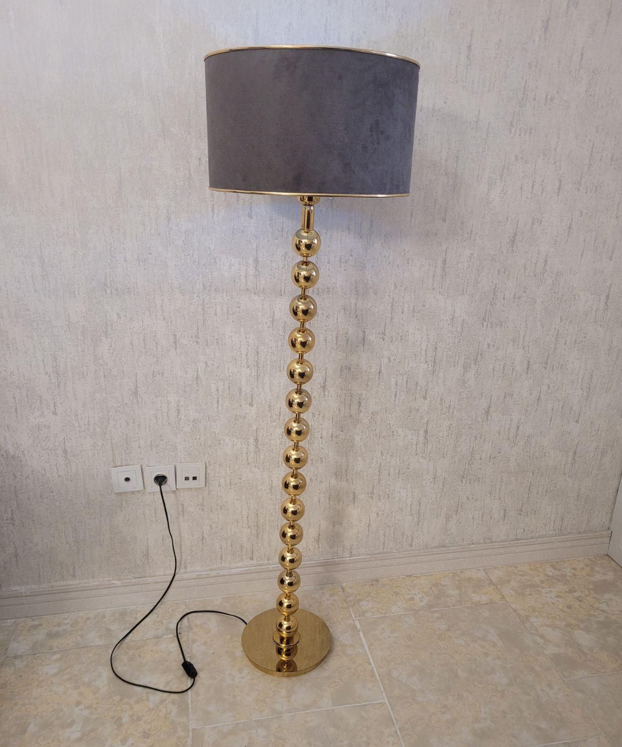 آباژور ایستاده|چراغ خواب و آباژور|قرچک, زیبا شهر|دیوار