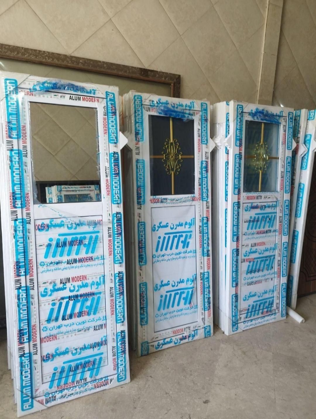 درب پنجره کد۷ اهنی پی وی سی دوجداره pvc انباری|مصالح و تجهیزات ساختمان|کرج, کمال‌شهر|دیوار
