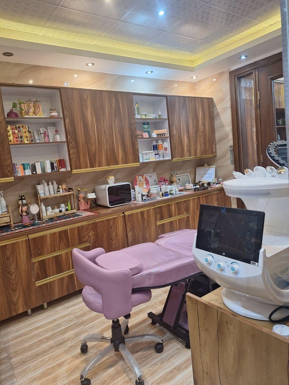 فیشال پاکسازی و سلامت پوست و مو|خدمات آرایشگری و زیبایی|کرج, عظیمیه|دیوار