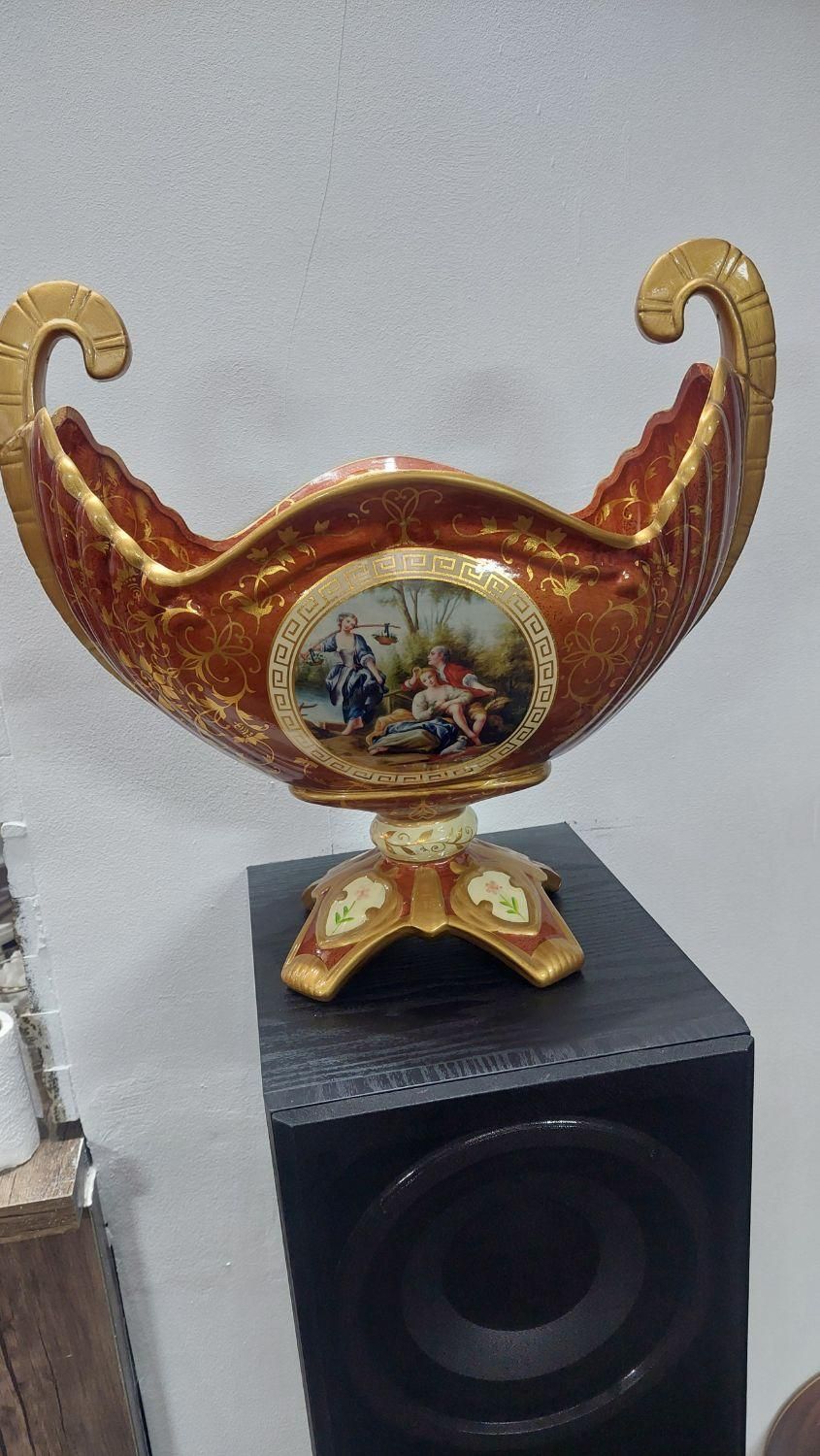 ظروف قدیمی وشیک|کلکسیون اشیاء عتیقه|رودهن, |دیوار