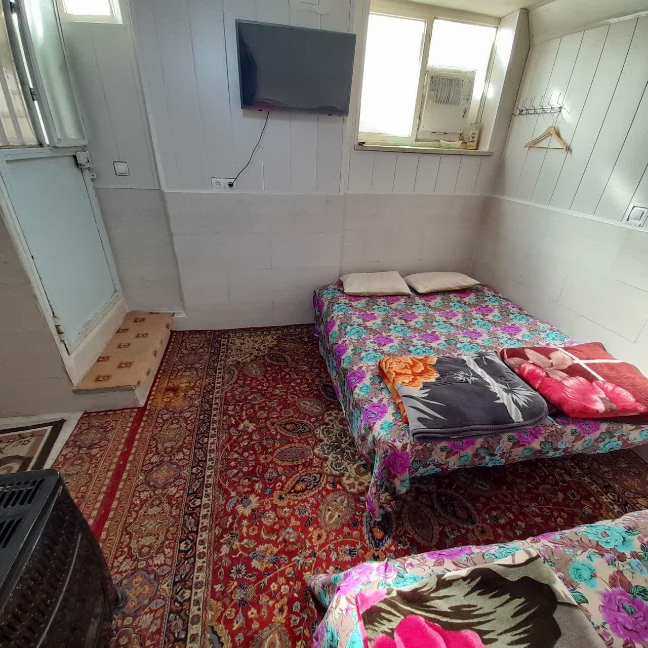 سوئیت با پارکینگ،اجاره اتاق، اقامتگاه|اجارهٔ کوتاه‌مدت آپارتمان و سوئیت|دامغان, |دیوار