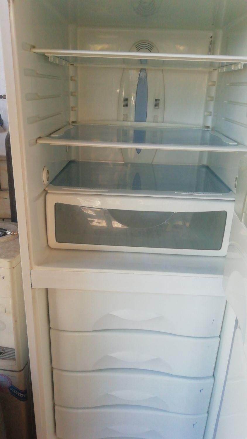 تعمیر انواع یخچال همه جای قم|خدمات پیشه و مهارت|قم, آزادگان|دیوار