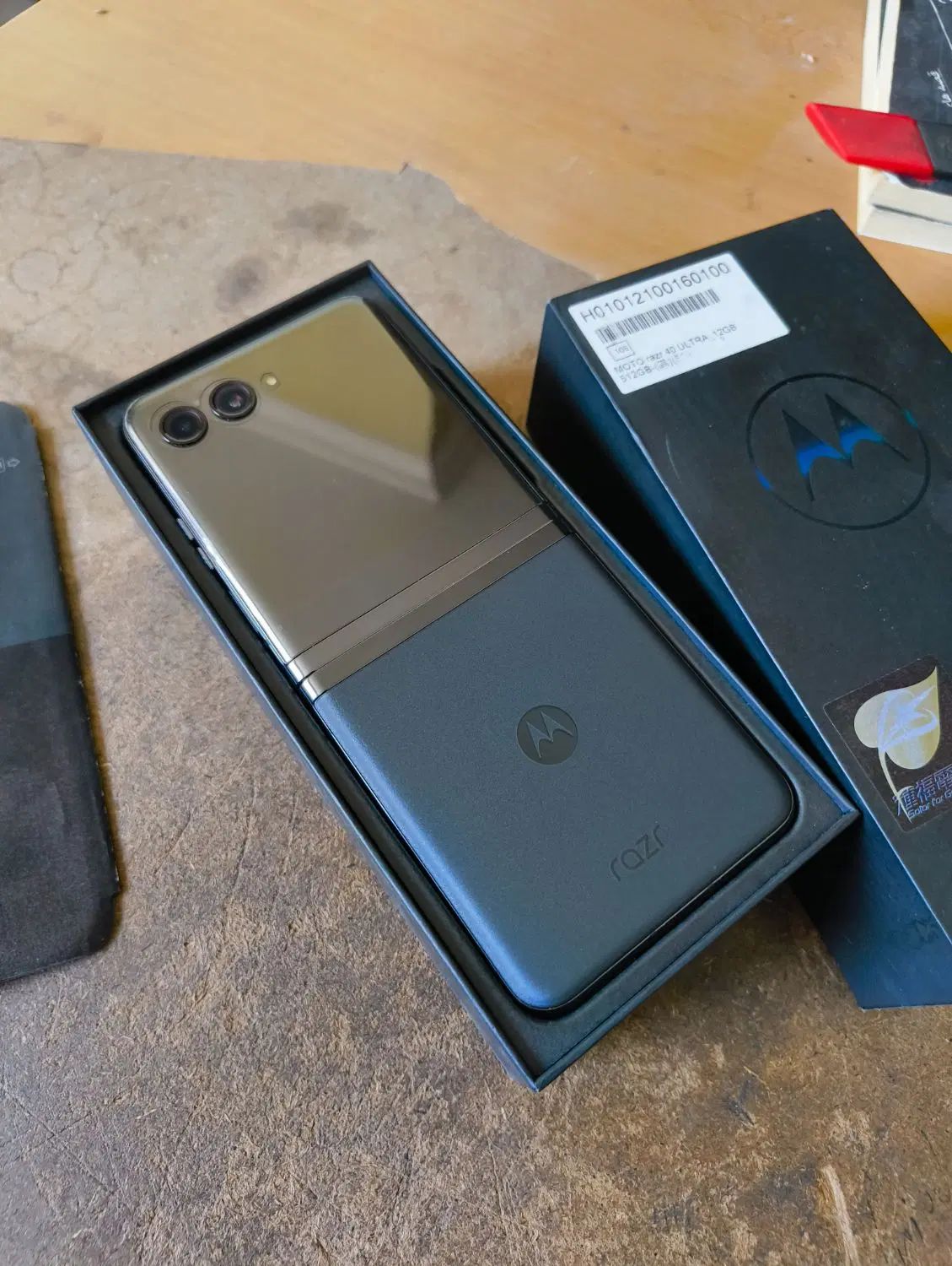 موتورولا Razr 40 Ultra با حافظهٔ ۵۱۲ گیگابایت|موبایل|تهران, جهاد|دیوار