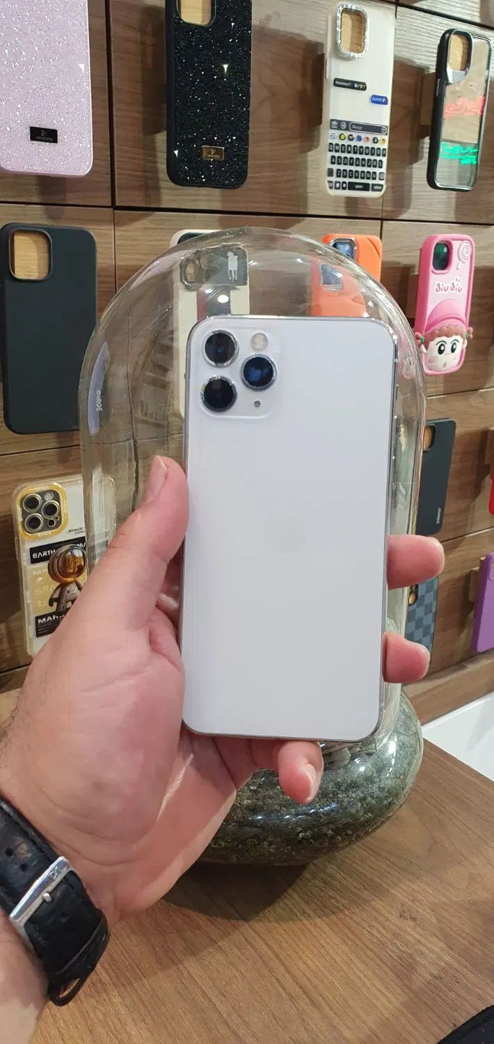 اپل iPhone 11 Pro با حافظهٔ ۶۴ گیگابایت|موبایل|مشهد, سجاد شهر|دیوار