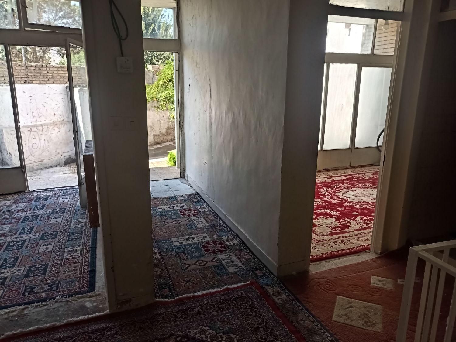 اجاره و رهن خانه دربستی ناژوان|اجارهٔ خانه و ویلا|اصفهان, بوستان ناژوان|دیوار