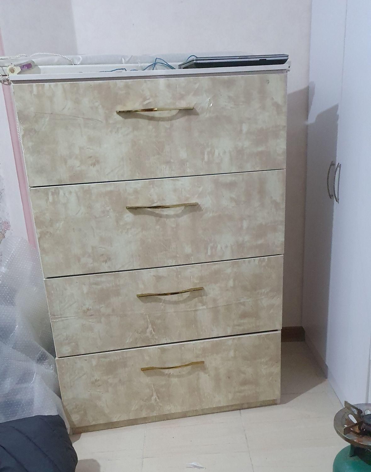 چهار کشو بزرگ های گلاس کابینتی ترکیه ای|جاکفشی، کمد، دراور|تهران, دریاچه شهدای خلیج فارس|دیوار