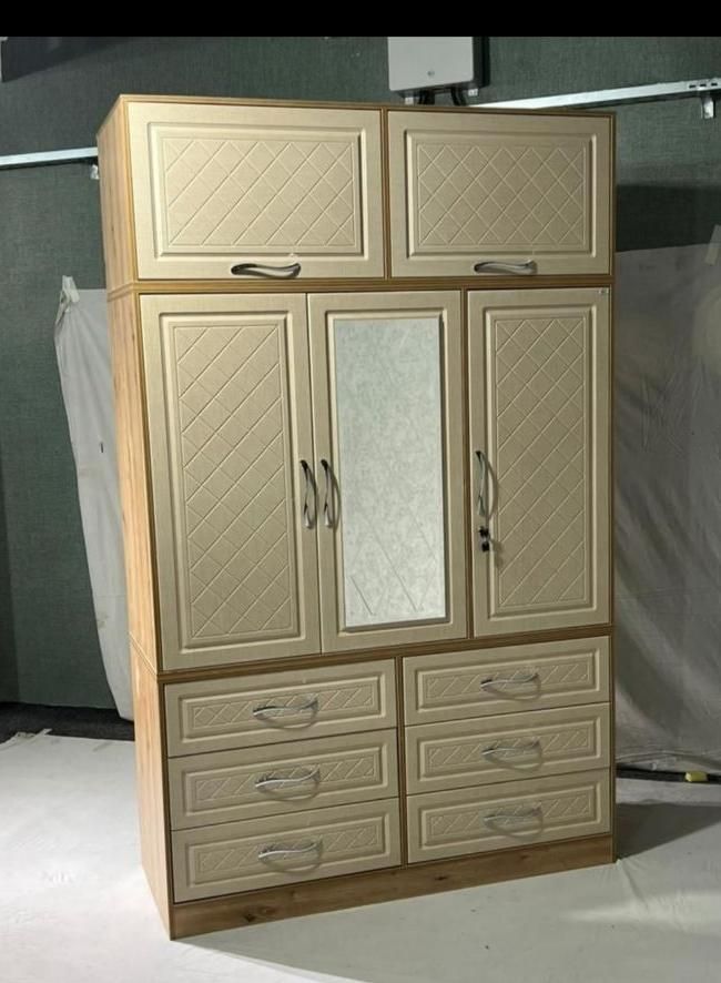 کمد ۱۲۰ دستگیره طلایی سفارشی|جاکفشی، کمد، دراور|قزوین, |دیوار