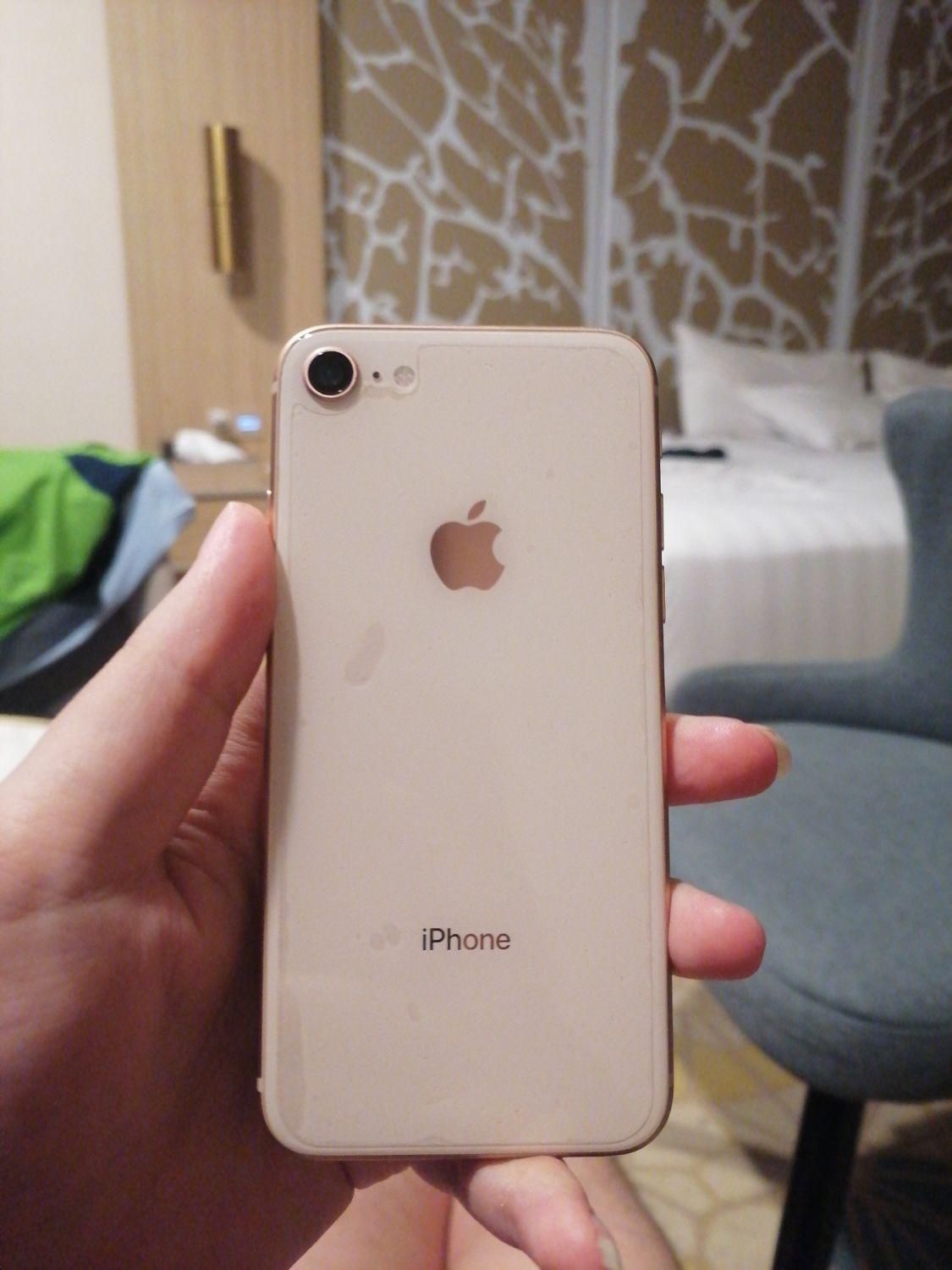 اپل iPhone 8 با حافظهٔ ۶۴ گیگابایت|موبایل|تهران, حشمتیه|دیوار