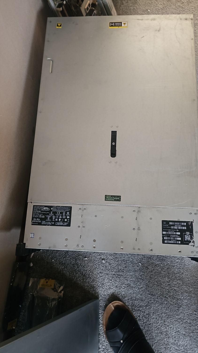 سرورdl380g10 24SFF|مودم و تجهیزات شبکه|تهران, خواجه نصیر طوسی|دیوار