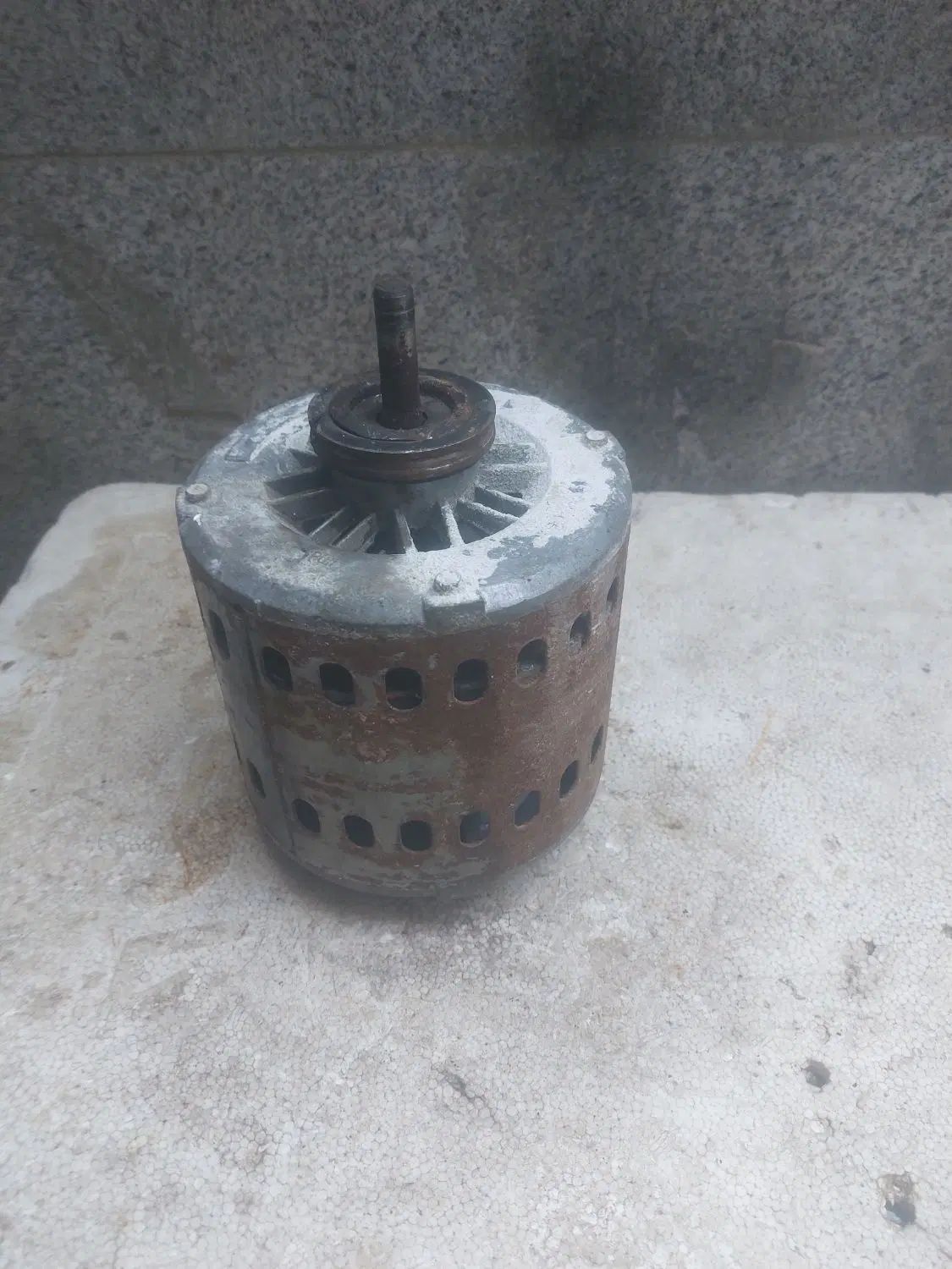 دینام کولر آبی ۶۵۰۰ موتوژن اصل با سیم‌پیچ تمام مس|کولر آبی|ری, عباس‌آباد|دیوار