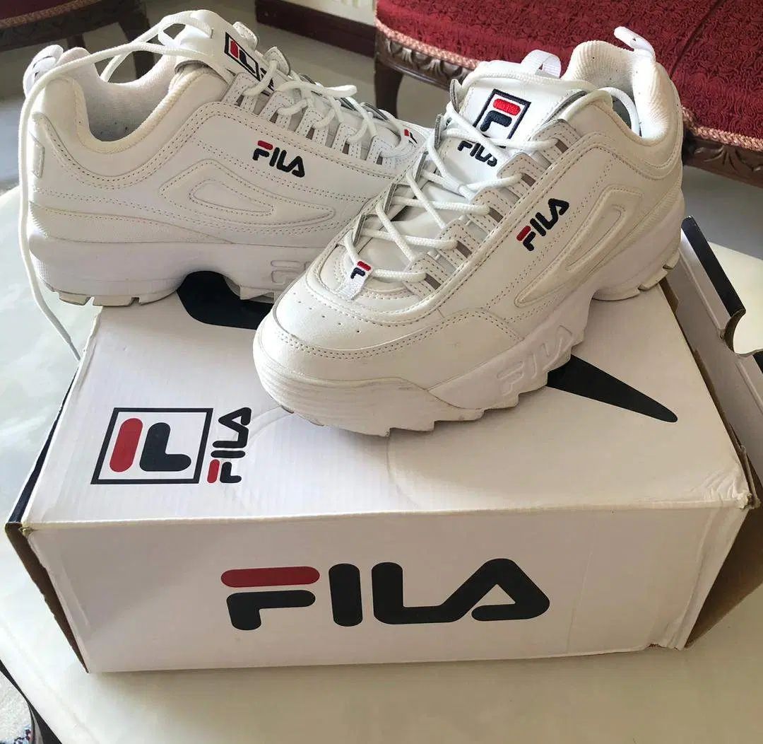 کفش کتونی فیلا اصل آمریکا سایز 41.5 FILA Disruptor|کیف، کفش، کمربند|تهران, میرداماد|دیوار