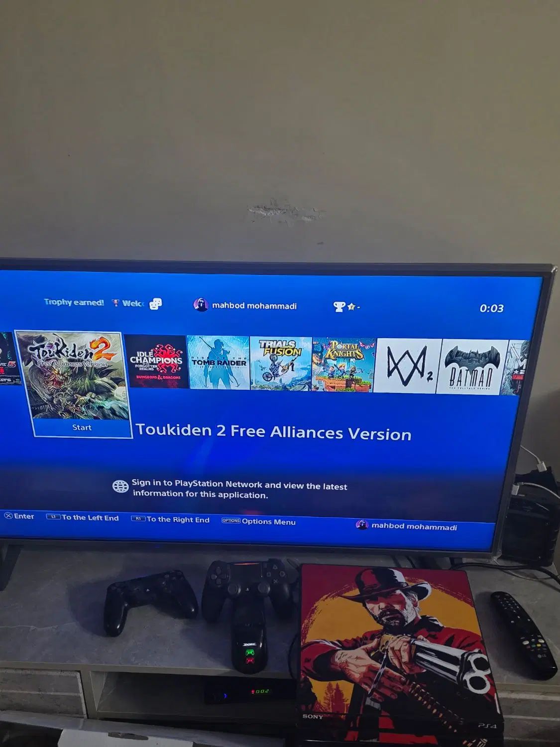 ps4 pro دو دسته . پرو با پایه شارژر|کنسول، بازی ویدئویی و آنلاین|تهران, اسفندیاری|دیوار