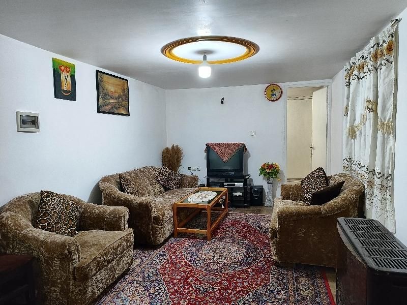 اجاره سوئیت تکخواب(دارای پارکینگ)پاسخگویی ۲۴ ساعته|اجارهٔ کوتاه‌مدت آپارتمان و سوئیت|کلاردشت, |دیوار