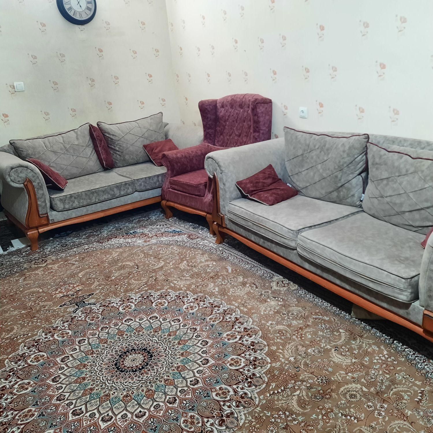مبل راحتی هفت نفره|مبلمان خانگی و میز عسلی|تهران, شهرآرا|دیوار