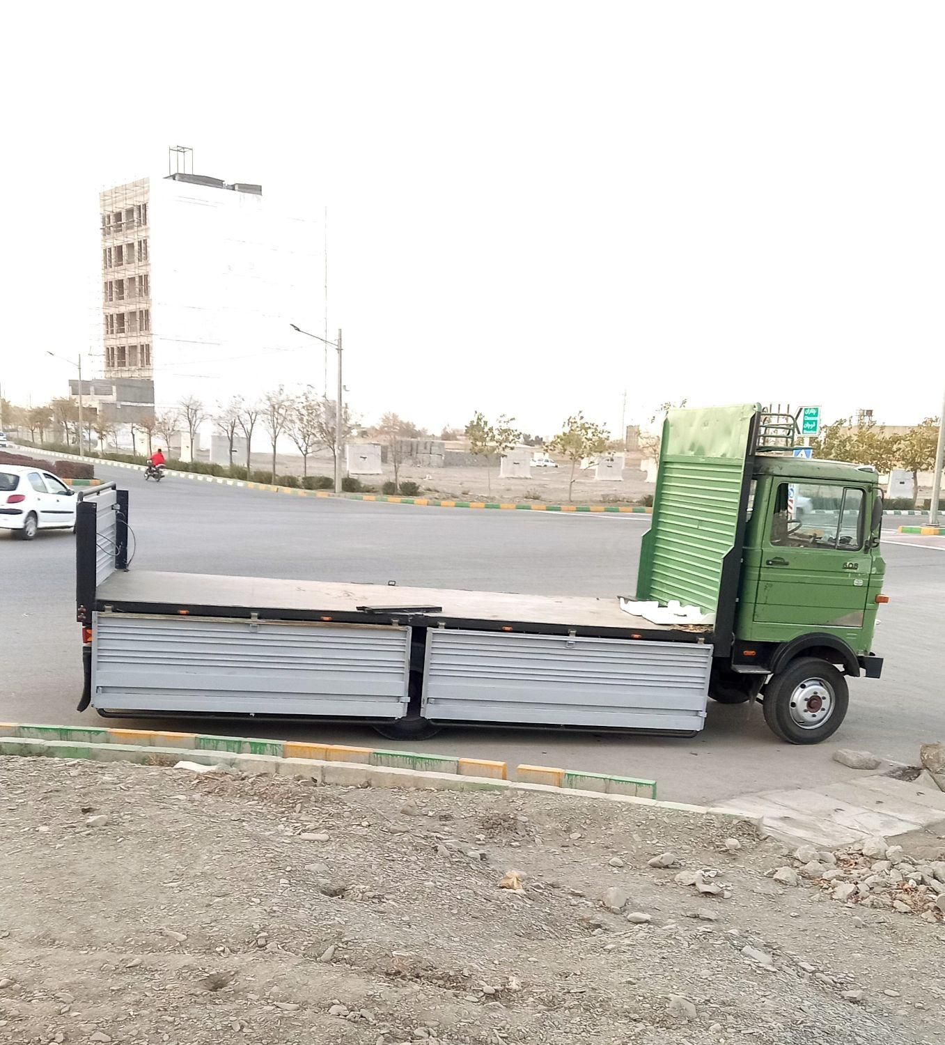 خاور بغل بازشو اتاق بزرگ|خدمات حمل و نقل|مشهد, سرافرازان|دیوار
