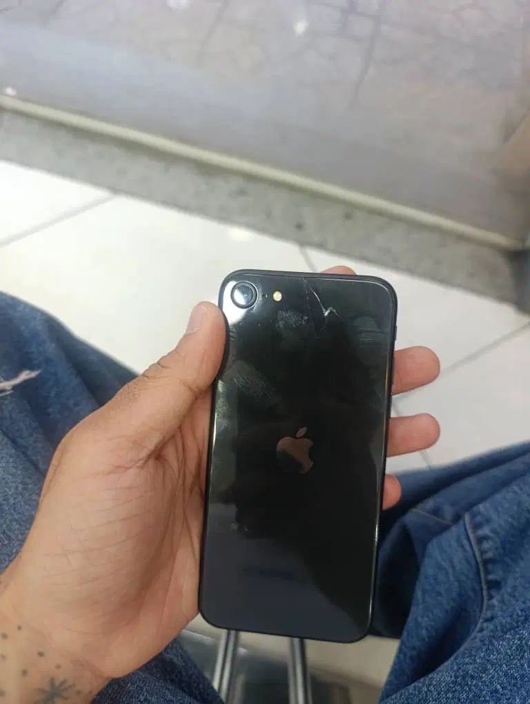 Iphone se 2020|موبایل|تهران, تهرانسر مرکزی|دیوار