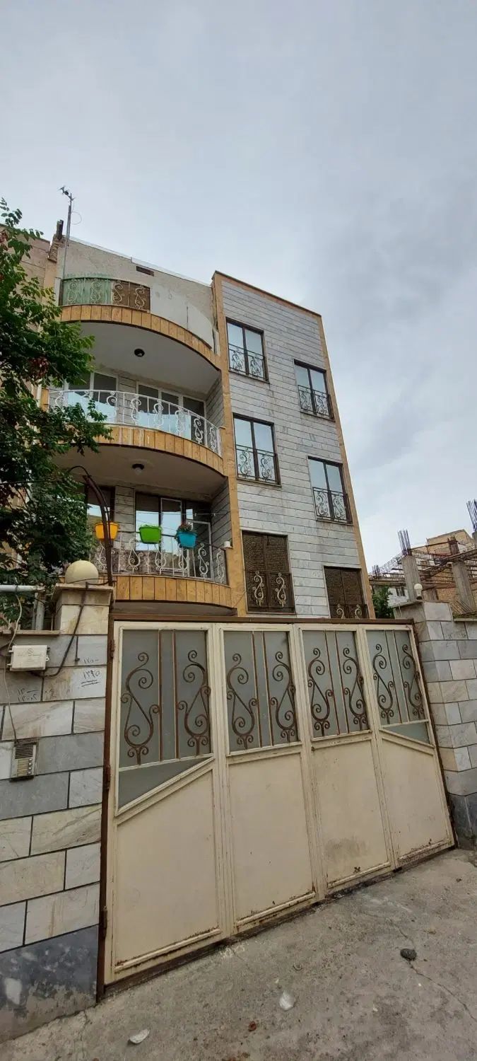 ۶۶۰ متر ۴ واحد ساختمان یکجا خیابان کاوه حصارک بالا|فروش آپارتمان|کرج, حصارک بالا|دیوار