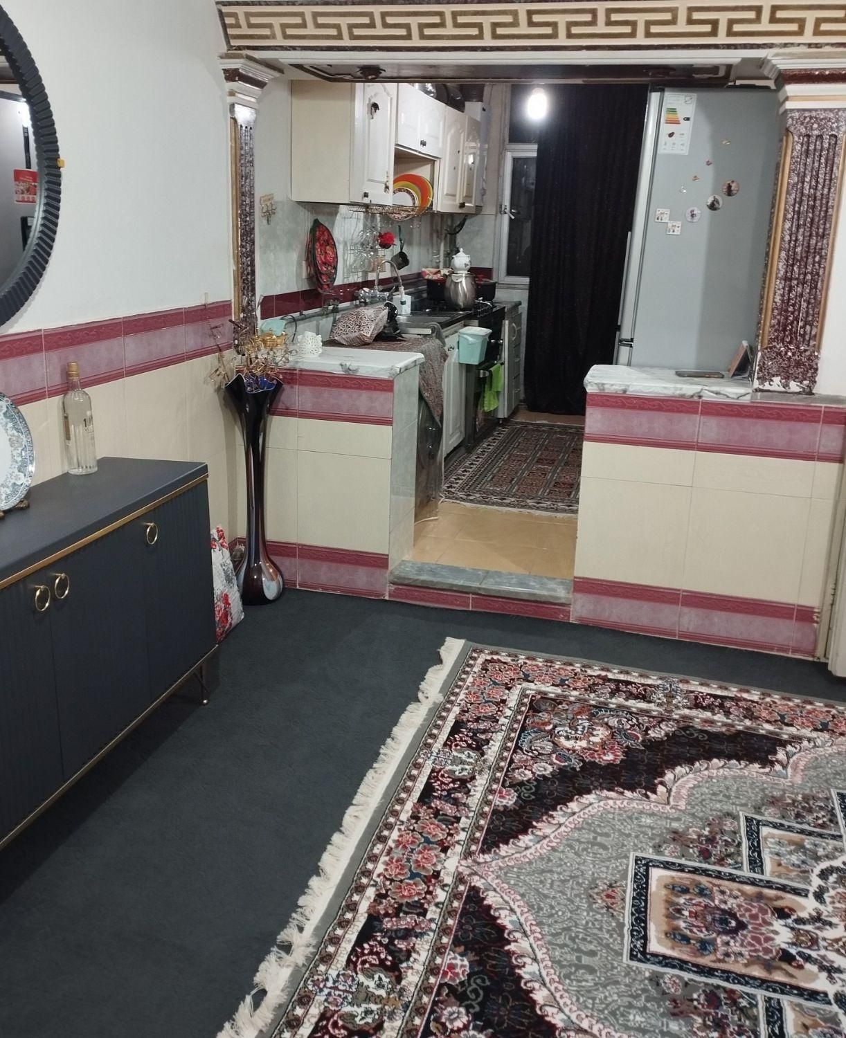 اجاره آپارتمان ۸۶ متری اقبالیه بحر خیابان طالقانی|اجارهٔ آپارتمان|اقبالیه, |دیوار