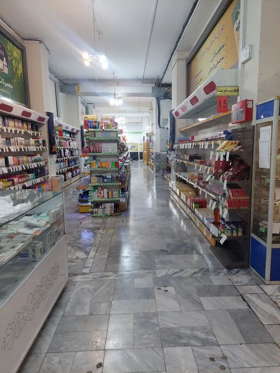 استخدام نیروی فروشنده و چیدمان آقا|استخدام خدمات فروشگاه و رستوران|مشهد, ده دی|دیوار