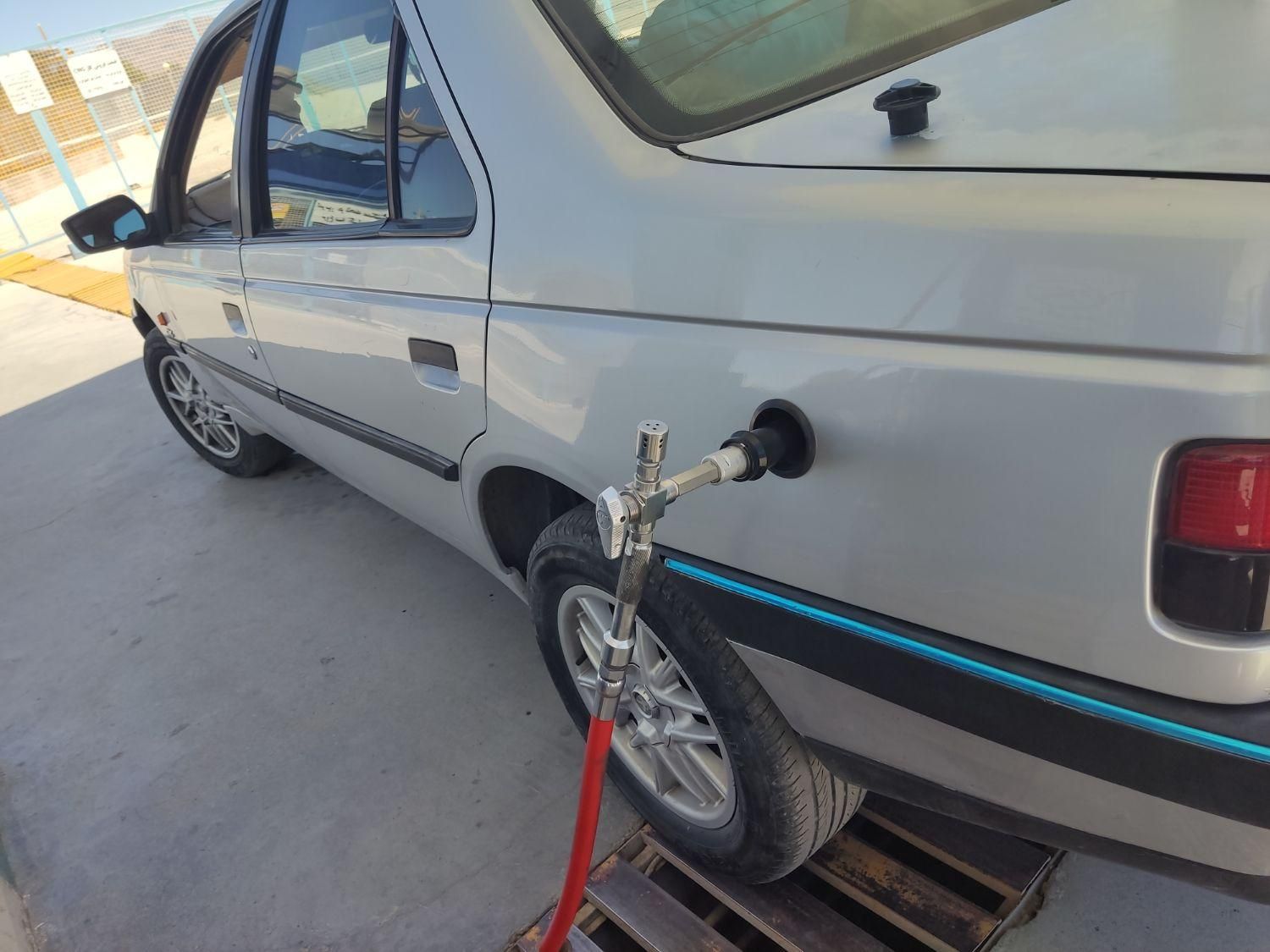 پژو 405 GLX - دوگانه سوز CNG، مدل ۱۳۹۰|خودرو سواری و وانت|زاهدان, |دیوار