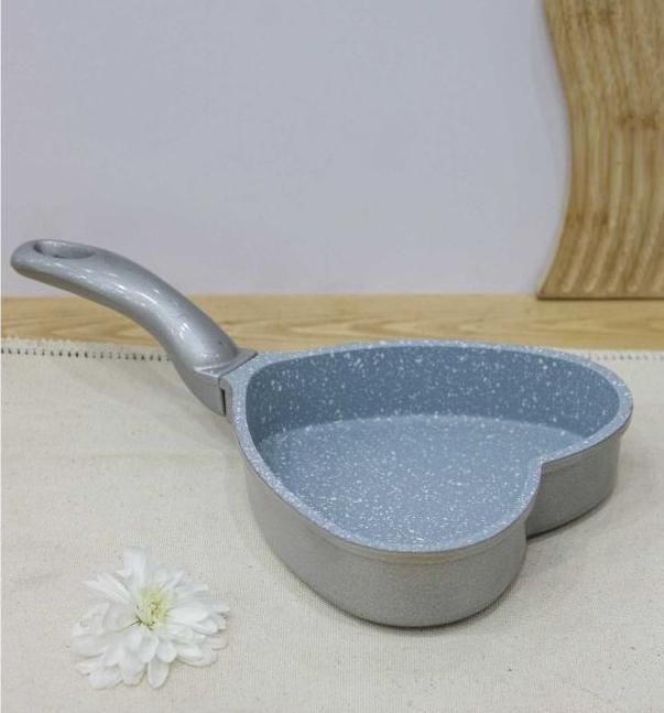 تابه چدنی داخل گرانیت رژیمی قلبی تابه پنکیک قابلمه|ظروف پخت‌وپز|قم, نیروگاه|دیوار