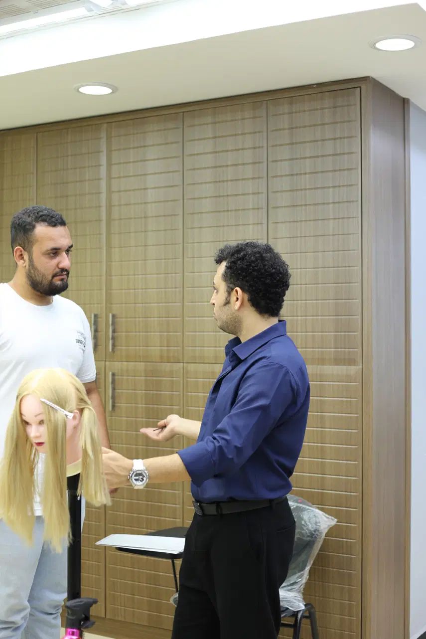 آموزش آرایشگری از صفر تا پیشرفته در رشت|خدمات آرایشگری و زیبایی|رشت, سعدی (تختی)|دیوار