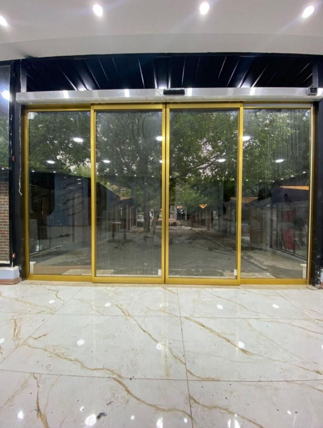 شیشه سکوریت، مستر، ، رولاپ، درب کشویی و اتوماتیک|خدمات پیشه و مهارت|زاهدان, |دیوار