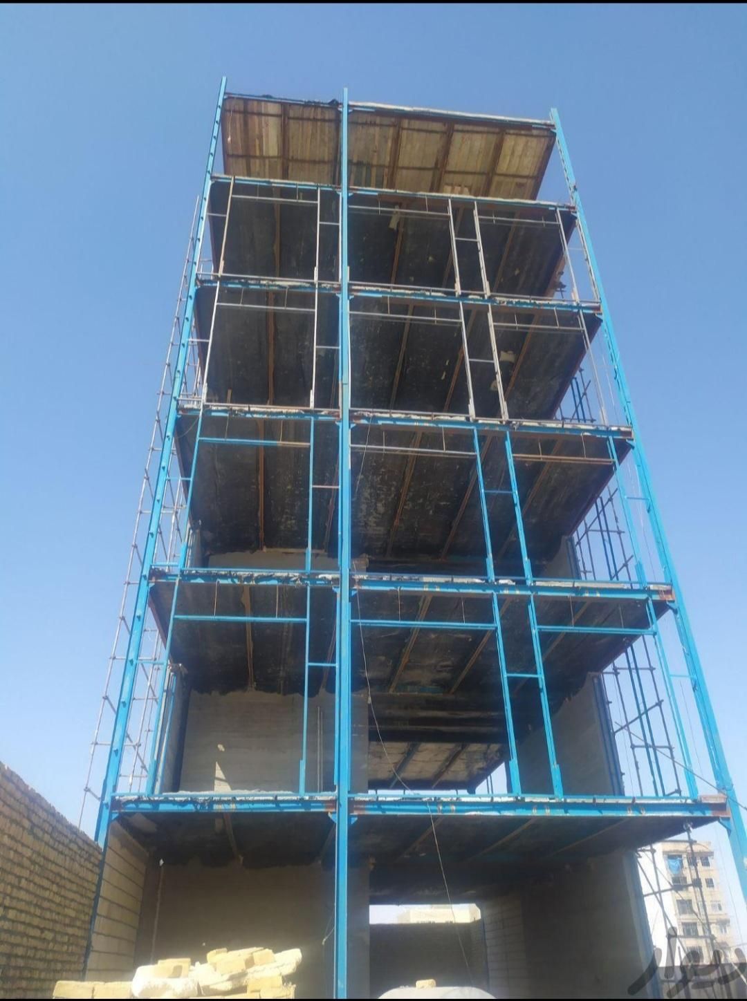 جوشکاری والپست مهار بندی و اسکلت ‌تیراهن|خدمات پیشه و مهارت|شیراز, احمدی جنوبی|دیوار