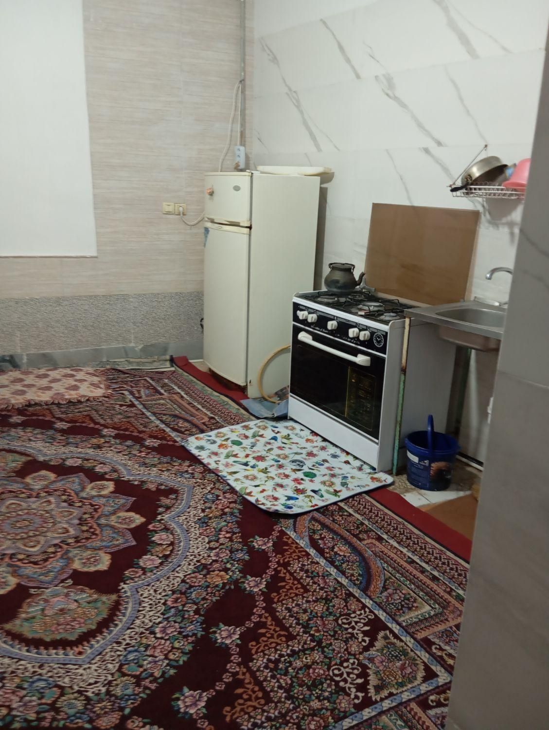 اجاره روزانه/هفتگی/ همکف ۶۰ متری|اجارهٔ کوتاه‌مدت آپارتمان و سوئیت|کرمان, |دیوار